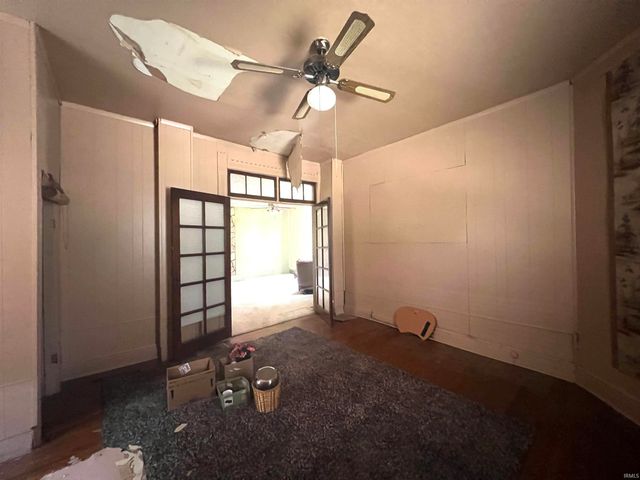 103 E Riverside Drive, Peru, IN 46970