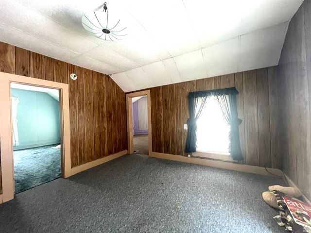 103 E Riverside Drive, Peru, IN 46970