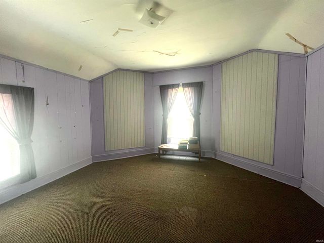 103 E Riverside Drive, Peru, IN 46970