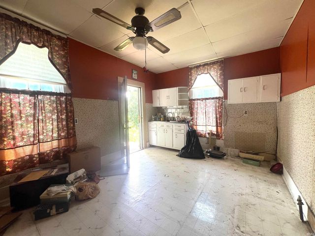 103 E Riverside Drive, Peru, IN 46970