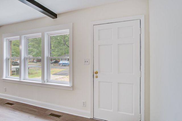 317 Jean Wells Drive, Goose Creek, SC 29445