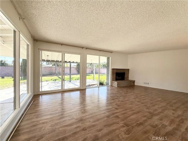 9822 Joyzelle Dr, Garden Grove, CA 92841