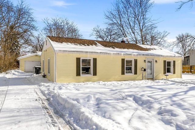 56660 Crescent Drive, Osceola, IN 46561