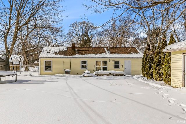 56660 Crescent Drive, Osceola, IN 46561