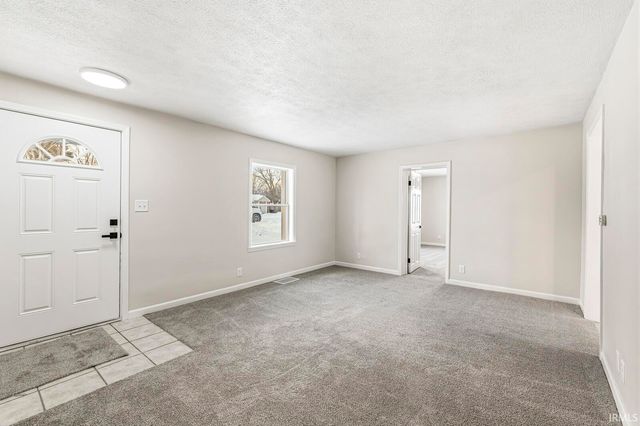 56660 Crescent Drive, Osceola, IN 46561