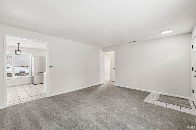 56660 Crescent Drive, Osceola, IN 46561