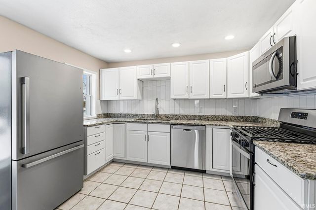 56660 Crescent Drive, Osceola, IN 46561