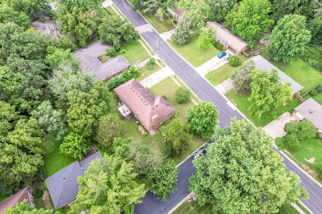 3002 BRAY AVE, Columbia, MO 65203