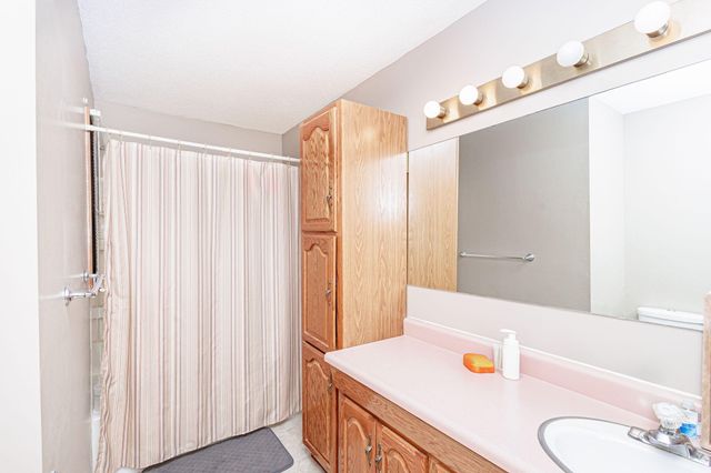 3002 BRAY AVE, Columbia, MO 65203
