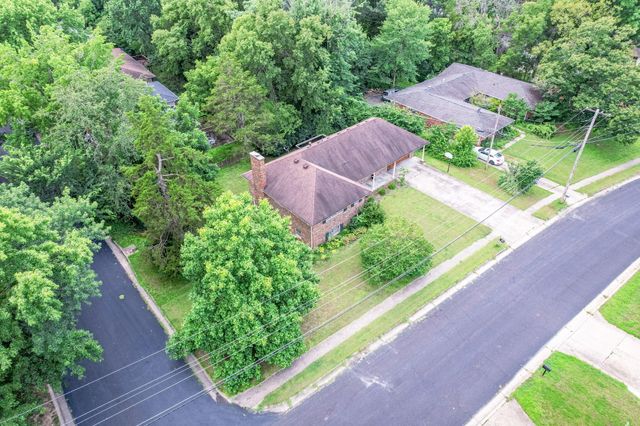 3002 BRAY AVE, Columbia, MO 65203
