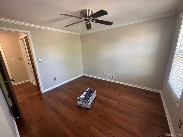 7534 Charrington Drive, Canton Charter Township, MI 48187