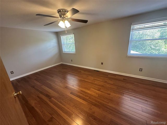 7534 Charrington Drive, Canton Charter Township, MI 48187