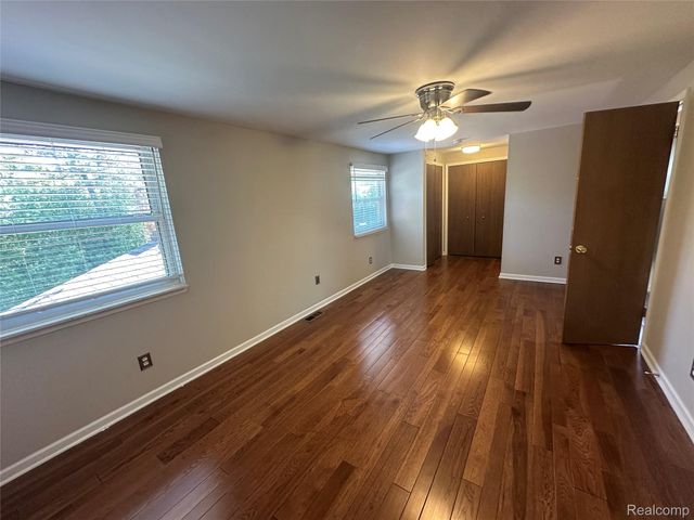 7534 Charrington Drive, Canton Charter Township, MI 48187