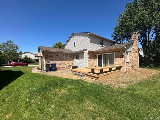 7534 Charrington Drive, Canton Charter Township, MI 48187