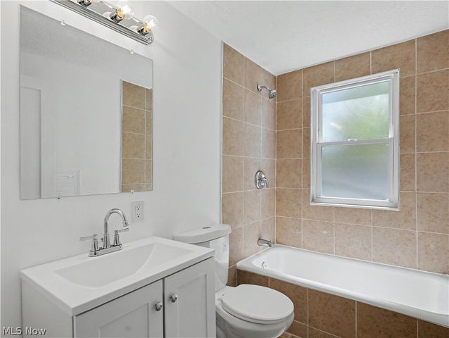 1367 Clearaire Road, Cleveland, OH 44110