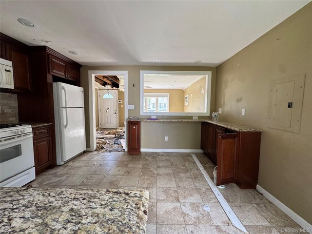 33 Hurd Avenue, Garnerville, NY 10923