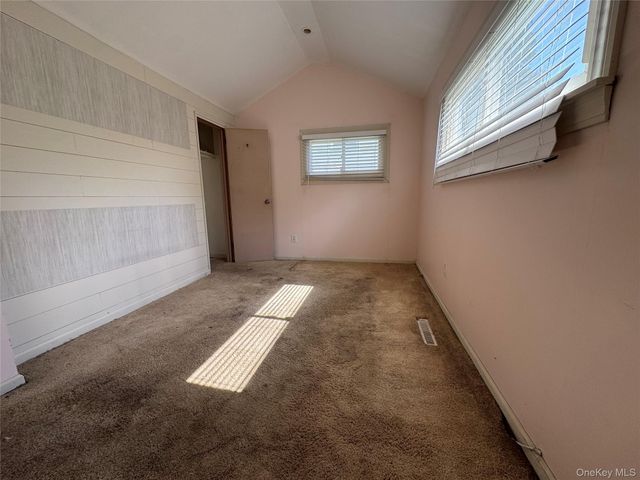 33 Hurd Avenue, Garnerville, NY 10923