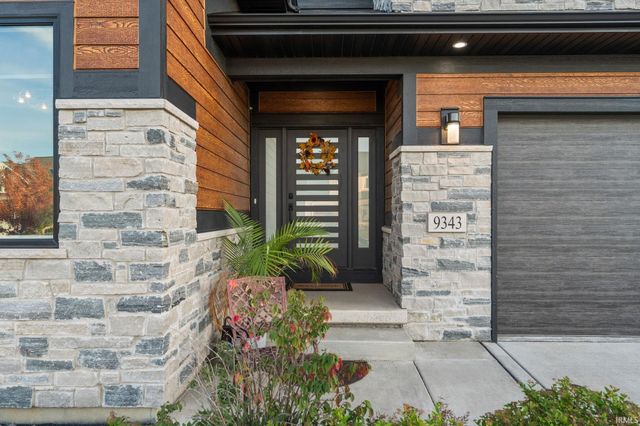 9343 Iris Drive, St. John, IN 46373