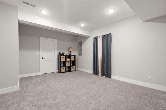 9343 Iris Drive, St. John, IN 46373