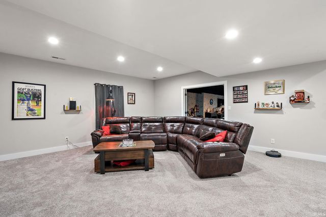 9343 Iris Drive, St. John, IN 46373