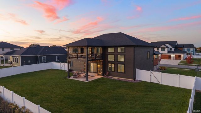 9343 Iris Drive, St. John, IN 46373