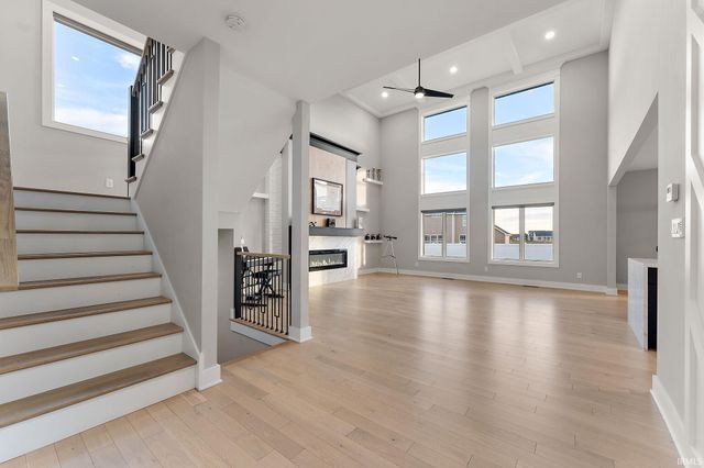 9343 Iris Drive, St. John, IN 46373