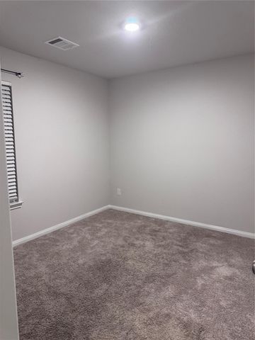 2217 Middle Ridge Drive, Conroe, TX 77301
