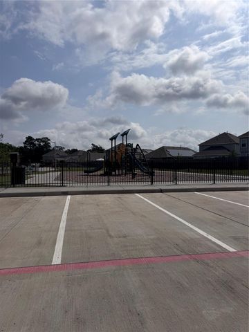 2217 Middle Ridge Drive, Conroe, TX 77301