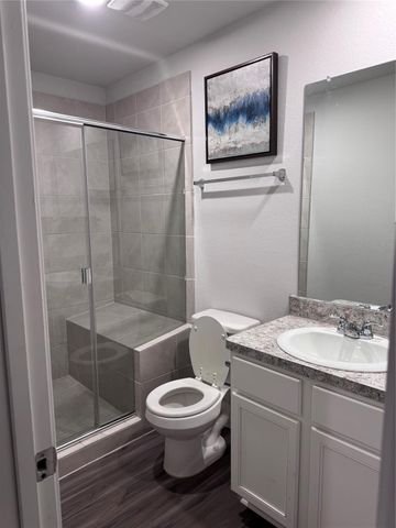 2217 Middle Ridge Drive, Conroe, TX 77301