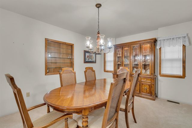 119 Nottingham Drive, Brooklyn, MI 49230