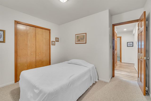 119 Nottingham Drive, Brooklyn, MI 49230