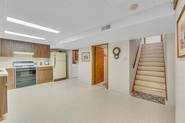 119 Nottingham Drive, Brooklyn, MI 49230