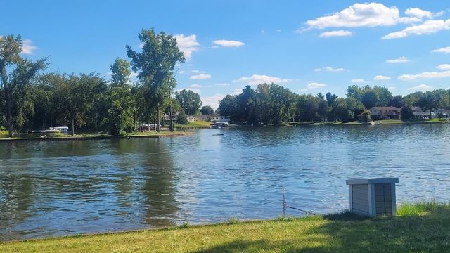 119 Nottingham Drive, Brooklyn, MI 49230