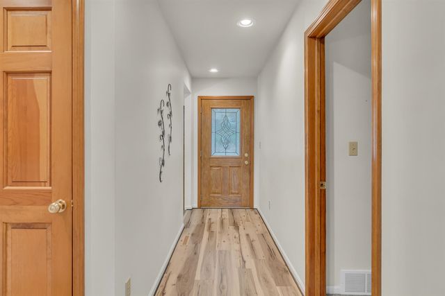 119 Nottingham Drive, Brooklyn, MI 49230