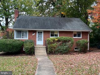 6218 35TH ST N, Arlington, VA 22213