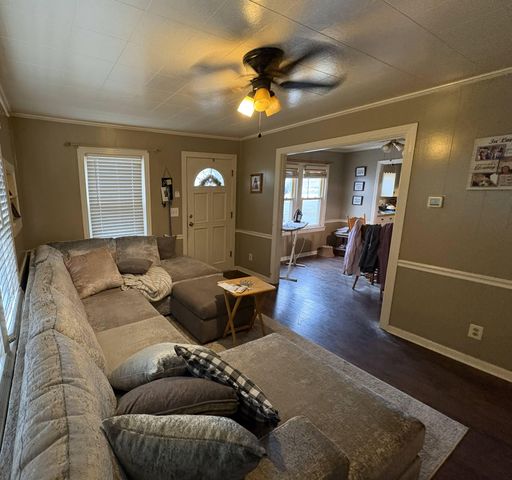 711 Hoover ST, Shelbyville, TN 37160