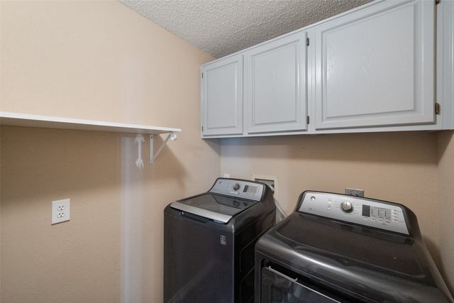 6101 Fox Hunt Drive, Arlington, TX 76001