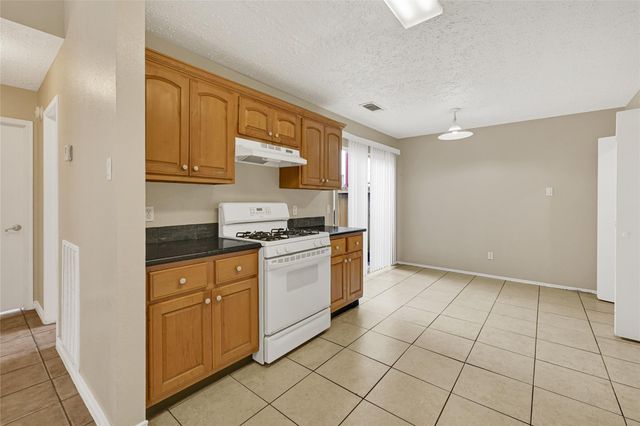 12322 Meadow Ridge Drive, Stafford, TX 77477