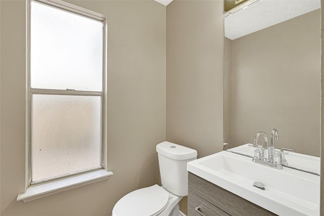 12322 Meadow Ridge Drive, Stafford, TX 77477