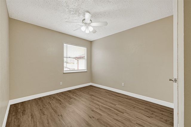 12322 Meadow Ridge Drive, Stafford, TX 77477