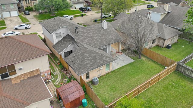 12322 Meadow Ridge Drive, Stafford, TX 77477