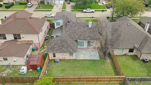 12322 Meadow Ridge Drive, Stafford, TX 77477