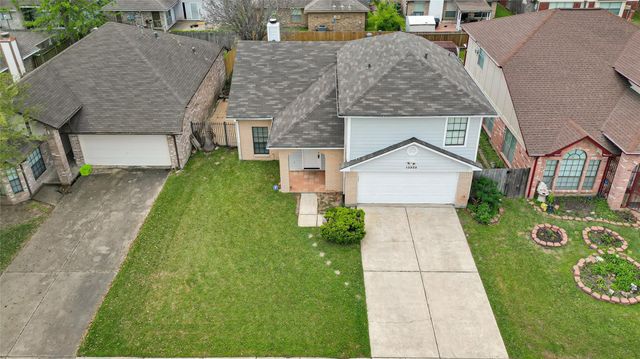 12322 Meadow Ridge Drive, Stafford, TX 77477