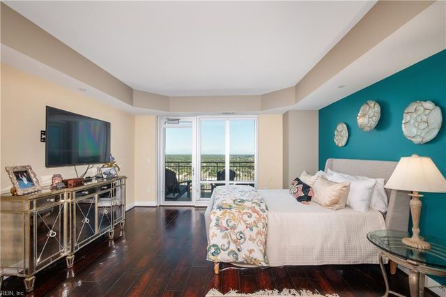 4545 Commerce St Unit 2706, Virginia Beach, VA 23462