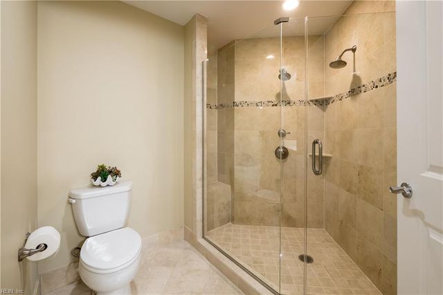 4545 Commerce St Unit 2706, Virginia Beach, VA 23462
