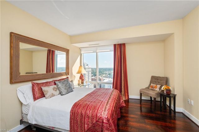 4545 Commerce St Unit 2706, Virginia Beach, VA 23462