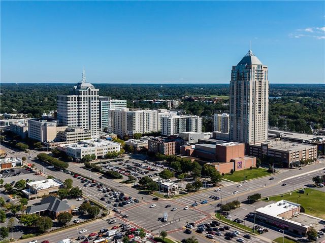 4545 Commerce St Unit 2706, Virginia Beach, VA 23462