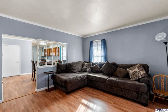 4733 S 48th Street, Omaha, NE 68117