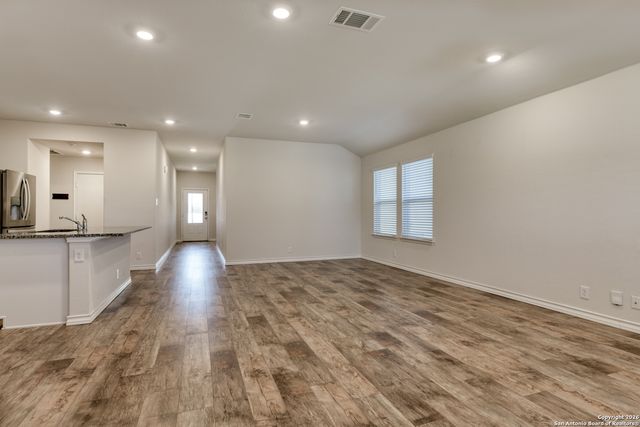 5563 Stormie Keep, San Antonio, TX 78266