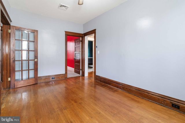 250 E EMAUS ST, Middletown, PA 17057